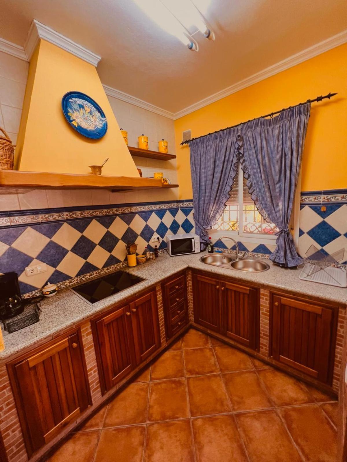 Sebastian'S House Villa โคอิน ภายนอก รูปภาพ