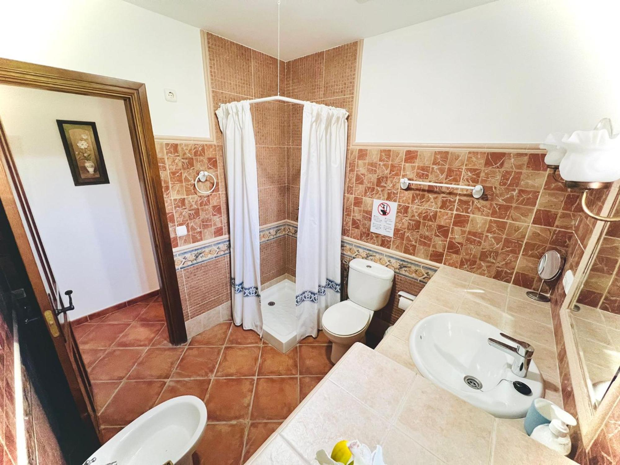 Sebastian'S House Villa โคอิน ภายนอก รูปภาพ